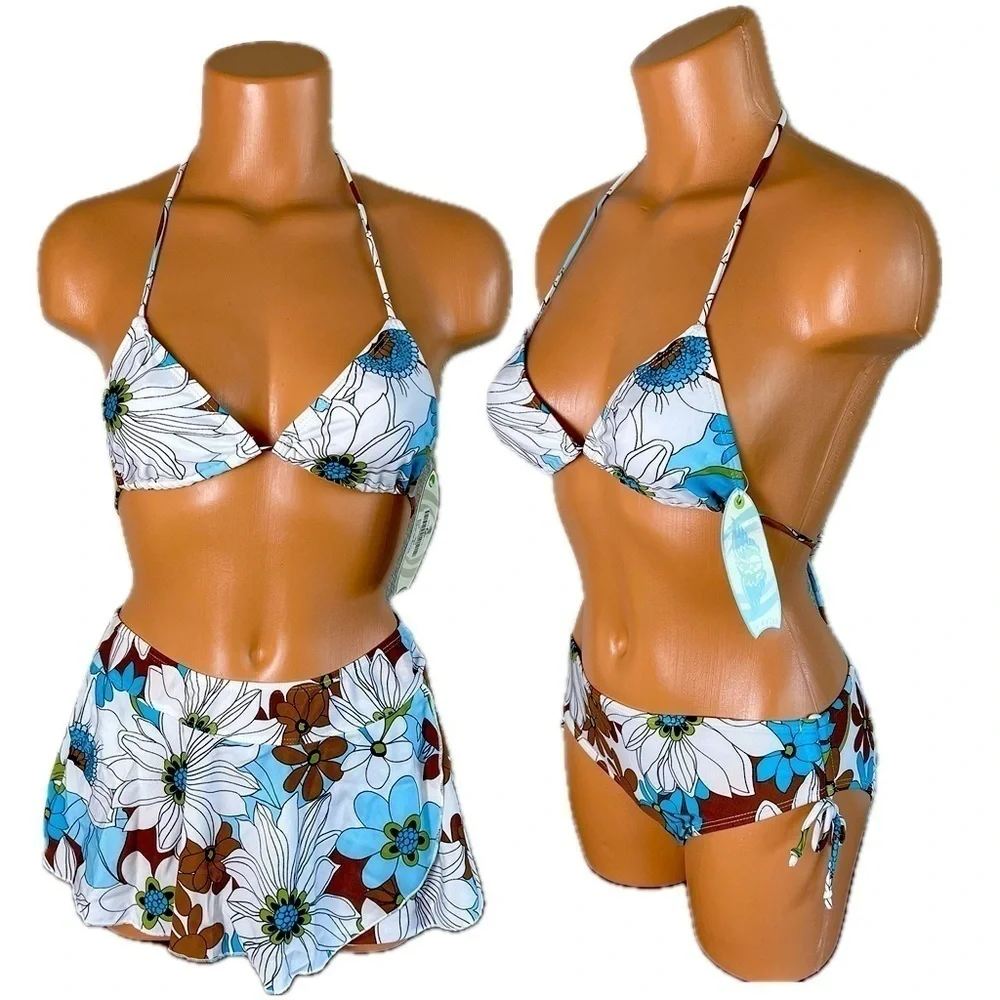 NWT Blue Floral 3 Piece Bikini Set